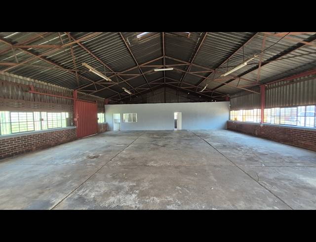244M² FACTORY TO LET IN ANDERBOLT